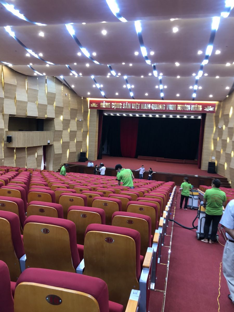 Ve-sinh-cung-van-hoa-huu-nghi-viet-xo-hai-phong