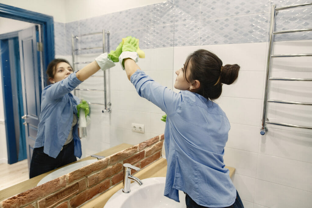 Các mẹo dọn dẹp nhà vệ sinh